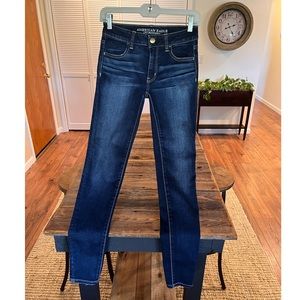 NWOT American Eagle super stretch skinny jeans/jeggings size 2